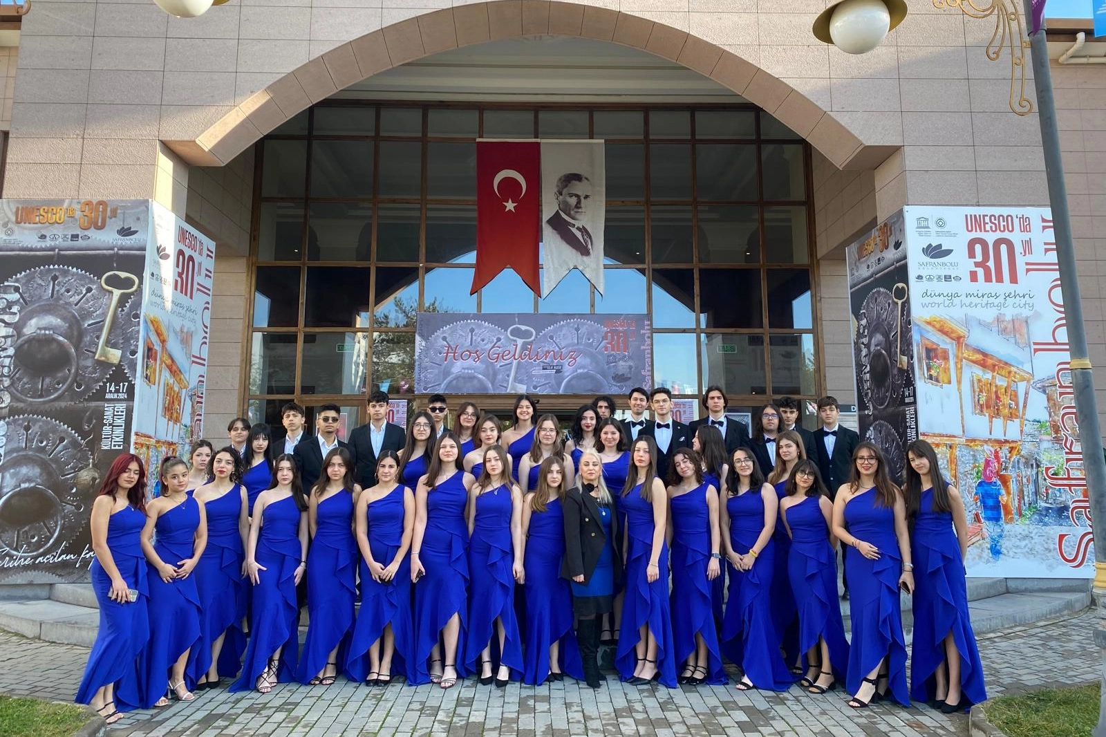 Manisa Büyükşehir Korosu, Korolar Maratonu’nda sahne aldı 