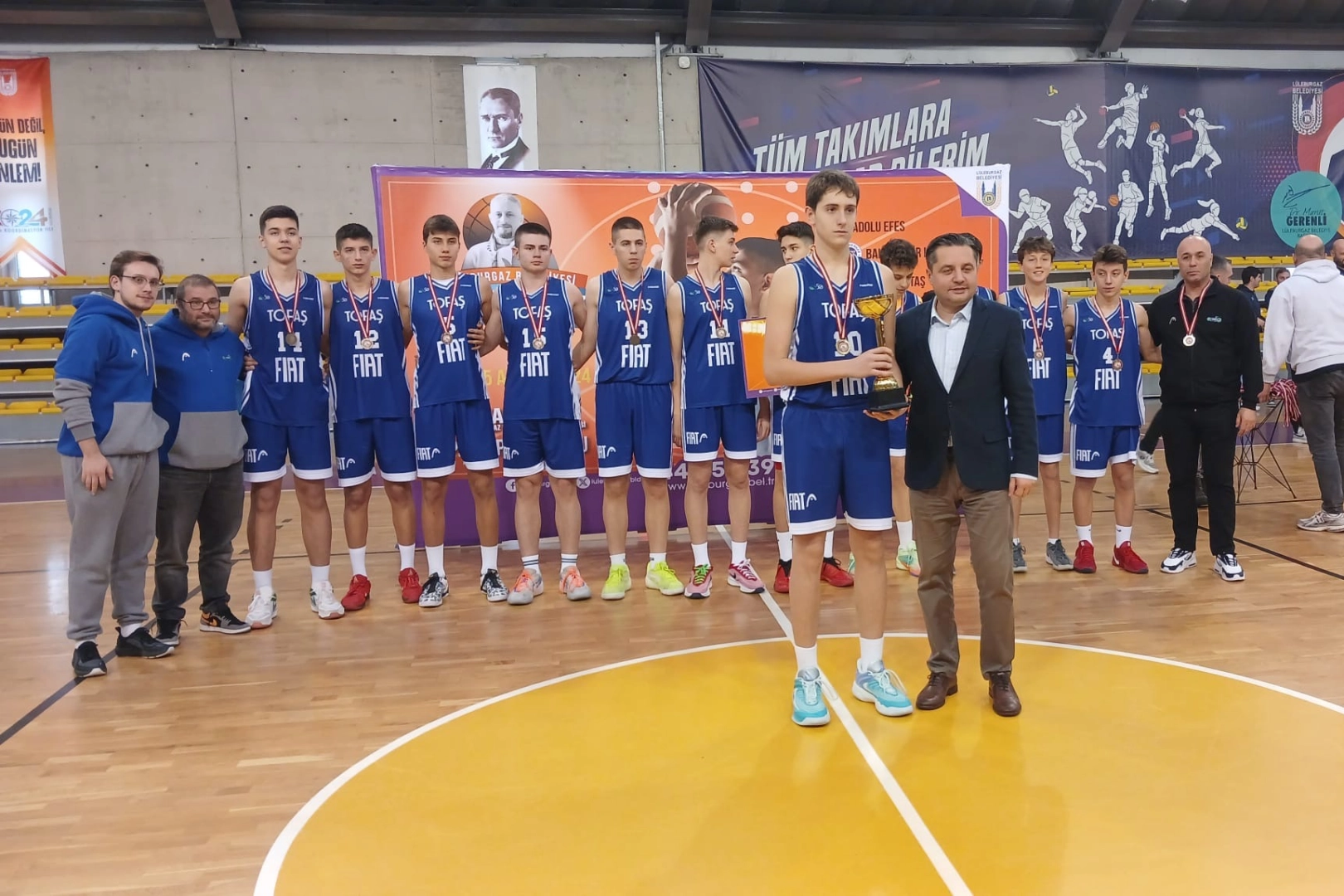 TOFAŞ Yıldız B Takımı 2024 Gökhan Teksöz 6. Basketbol Turnuvası'nda şampiyon oldu 