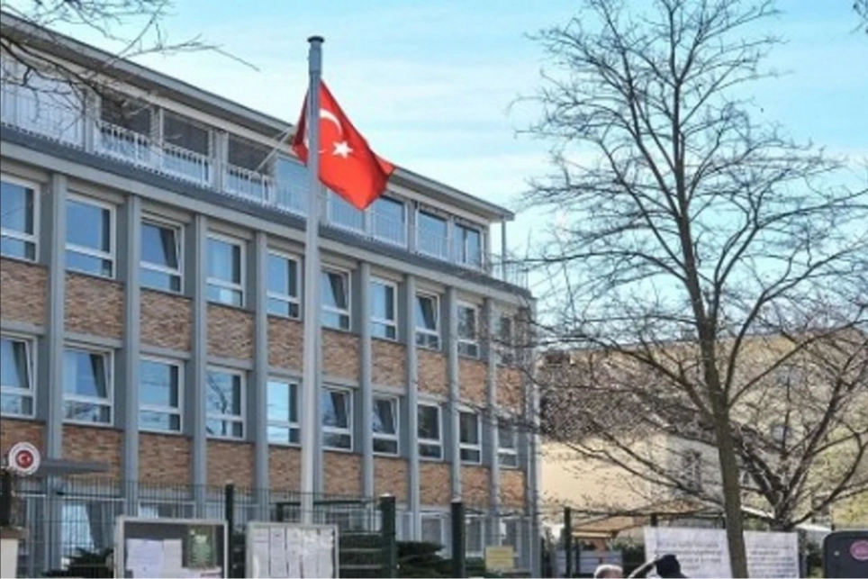 Almanya'da başkonsolosluk binasına işgal girişimi 