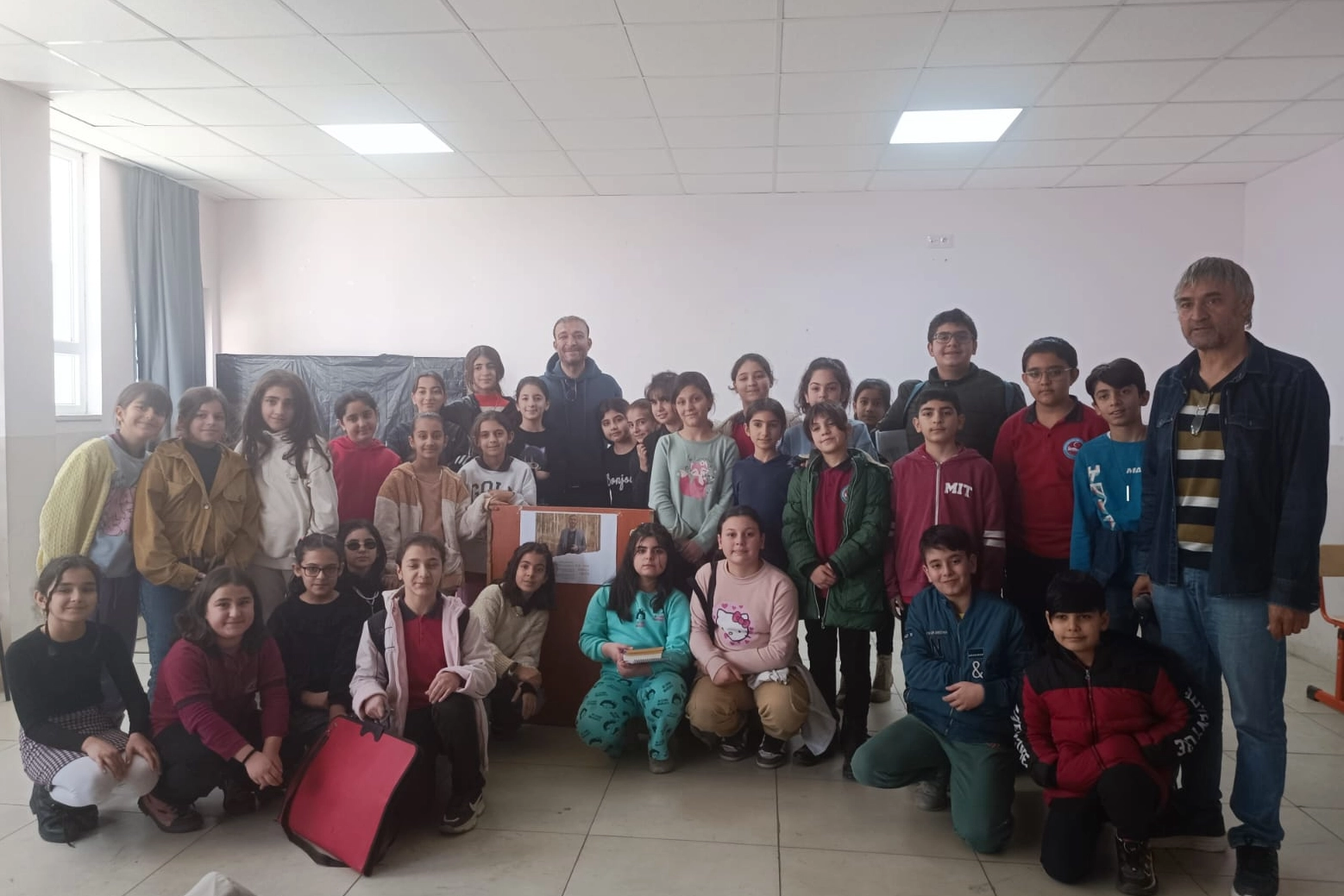 Yazar Mehmet Başkurt Mardinli öğrencilerle buluştu 