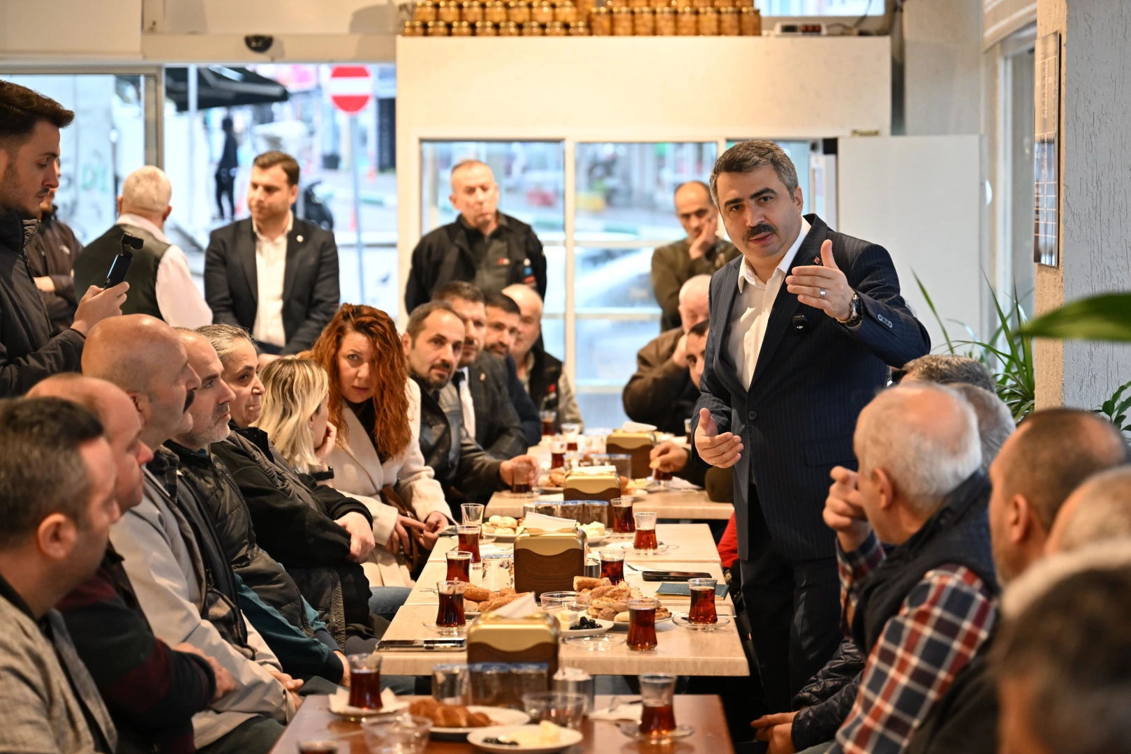 Bursa Yıldırım'da Başkan Yılmaz komşu ziyaretinde 