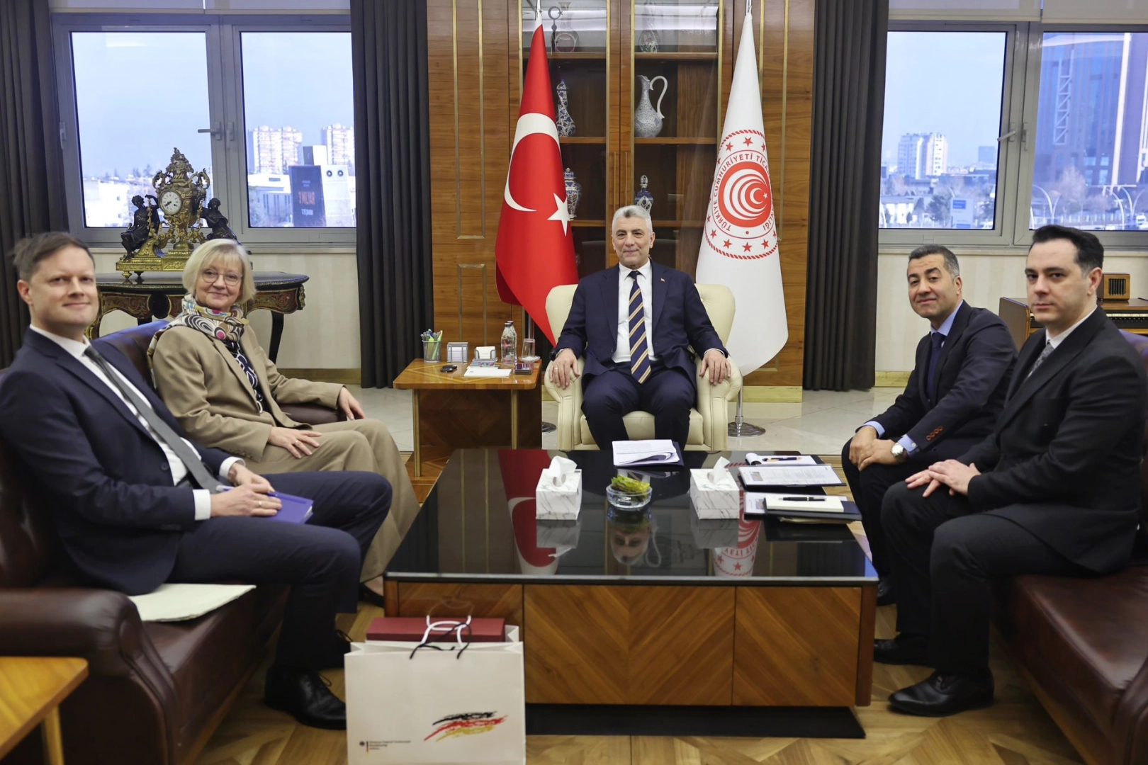 Bakan Bolat Alman Büyükelçiyi kabul etti 