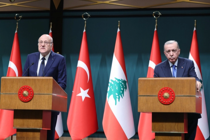 Cumhurbaşkanı Erdoğan gelişmeleri Mikati ile değerlendirdi: Suriye'de artık yeni bir dönem başlamıştır 