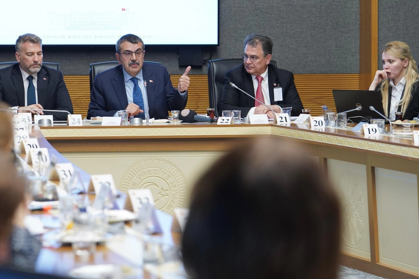 Bakan Tekin: Tek bir kadının dahi şiddete uğramasına göz yummayacağız 