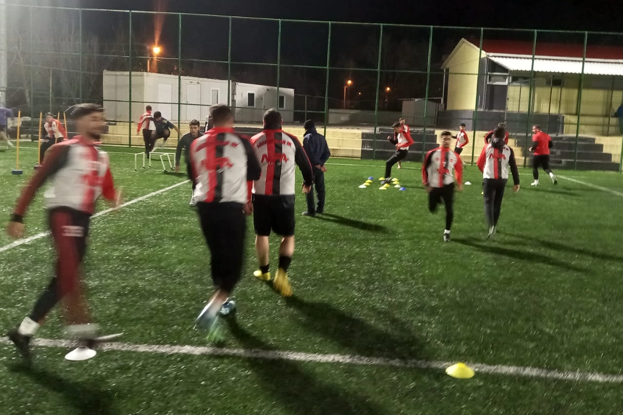 Keşan Anafartalarspor lideri ağırlayacak 