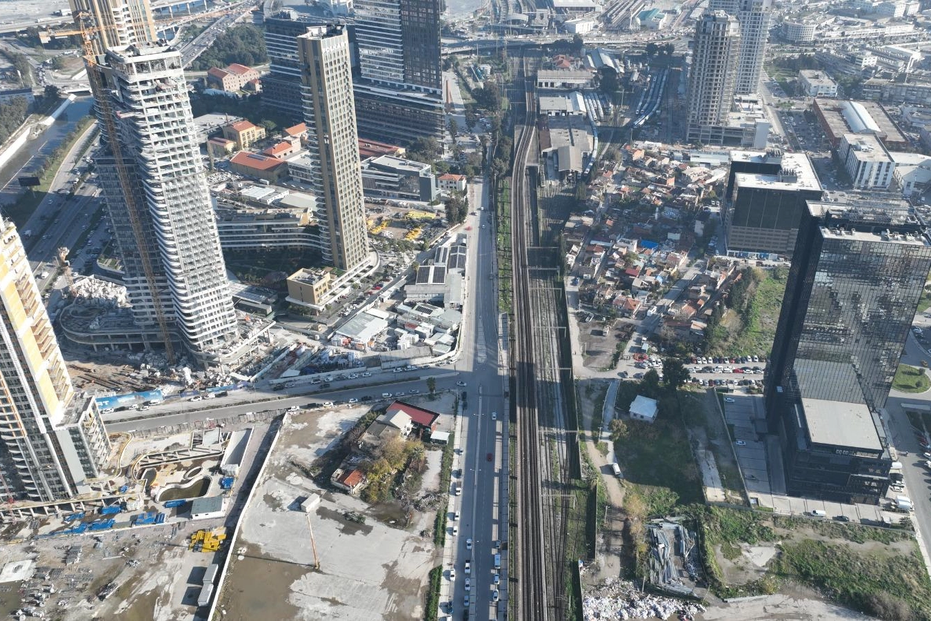 İzmir'in kent içi ulaşımı rahatlatacak dev proje 