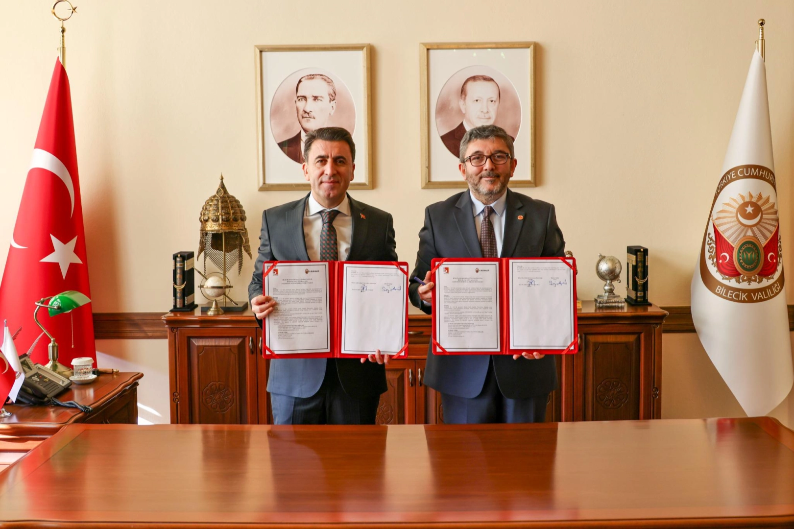 Bilecik Valiliği ve Bilecik Şeyh Edebali Üniversitesi arasında Lisansüstü Eğitim İş Birliği Protokolü İmzalandı 