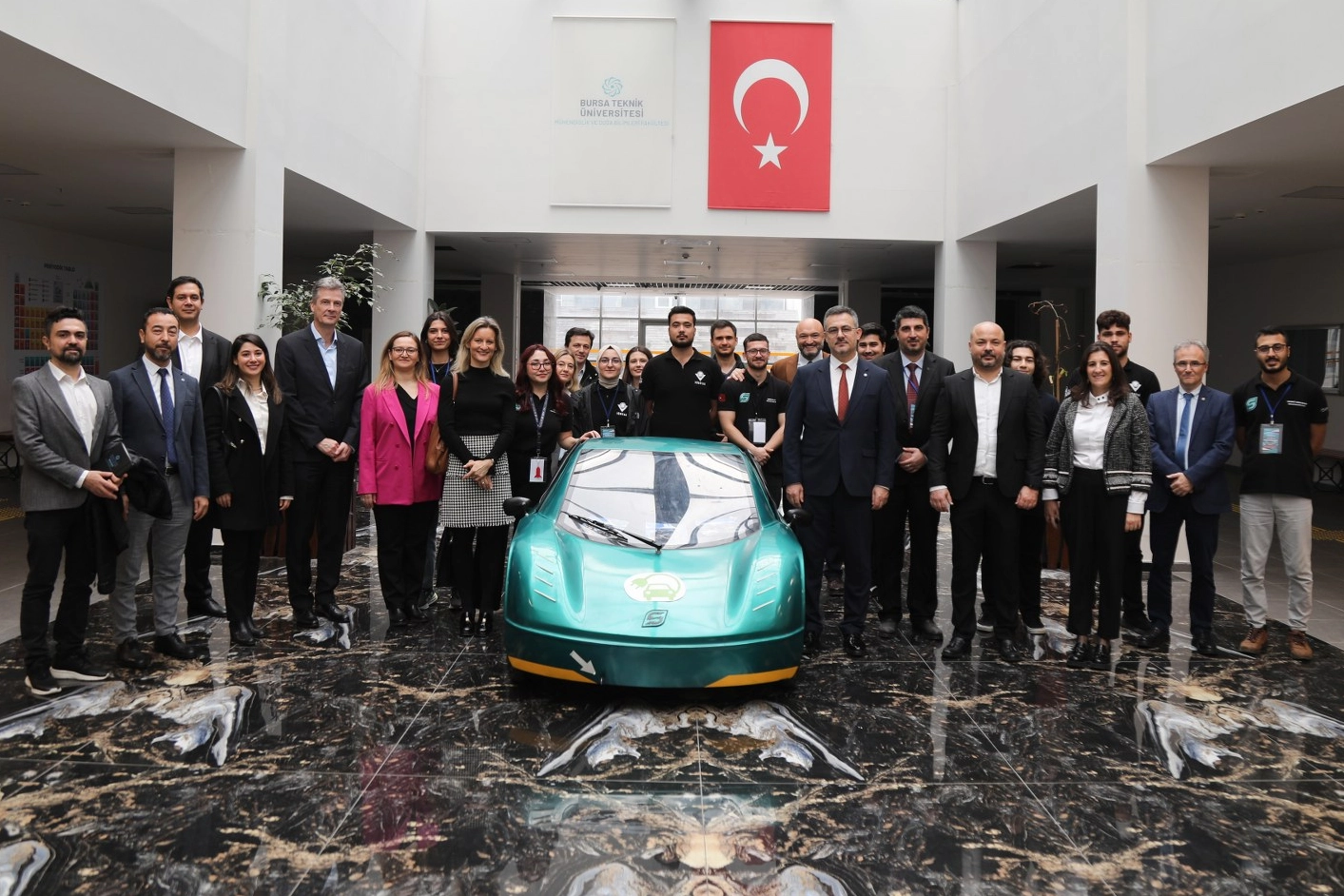 Bursa Teknik Üniversitesi ve Bosch’tan Ar-Ge toplantısı 