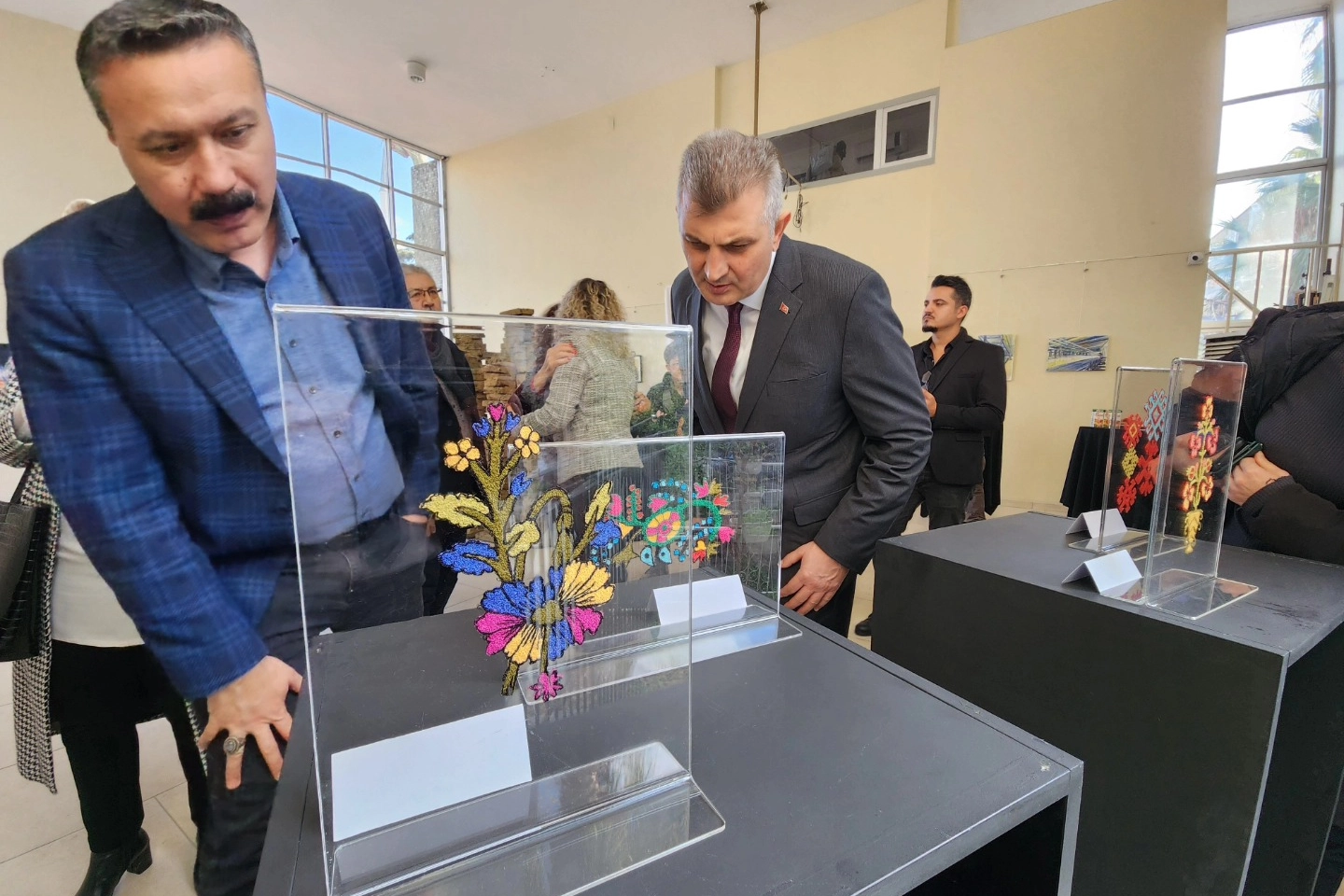Kocaeli'de akademisyenlerden karma sergi 