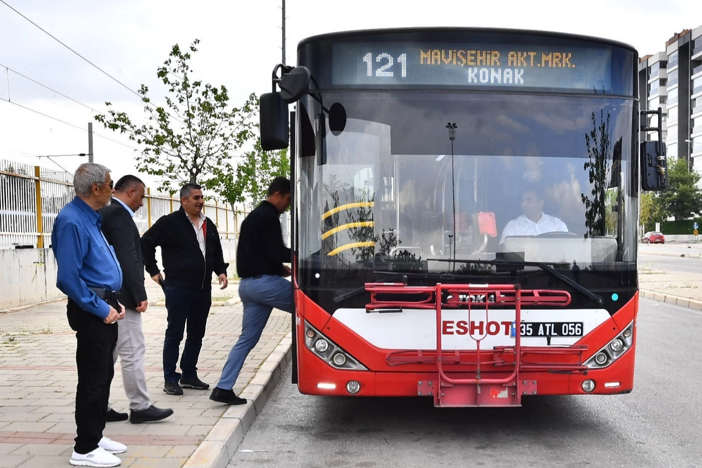 İzmir'den 17 yeni ESHOT hattı 