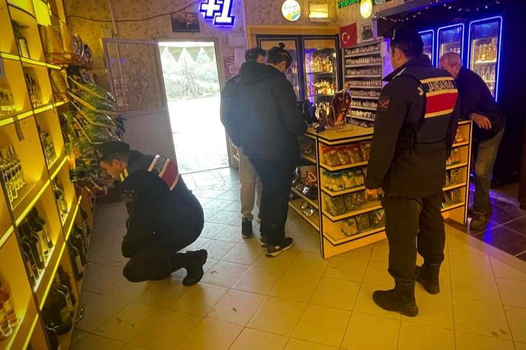 Bilecik Jandarması'ndan sahte alkole karşı denetim 