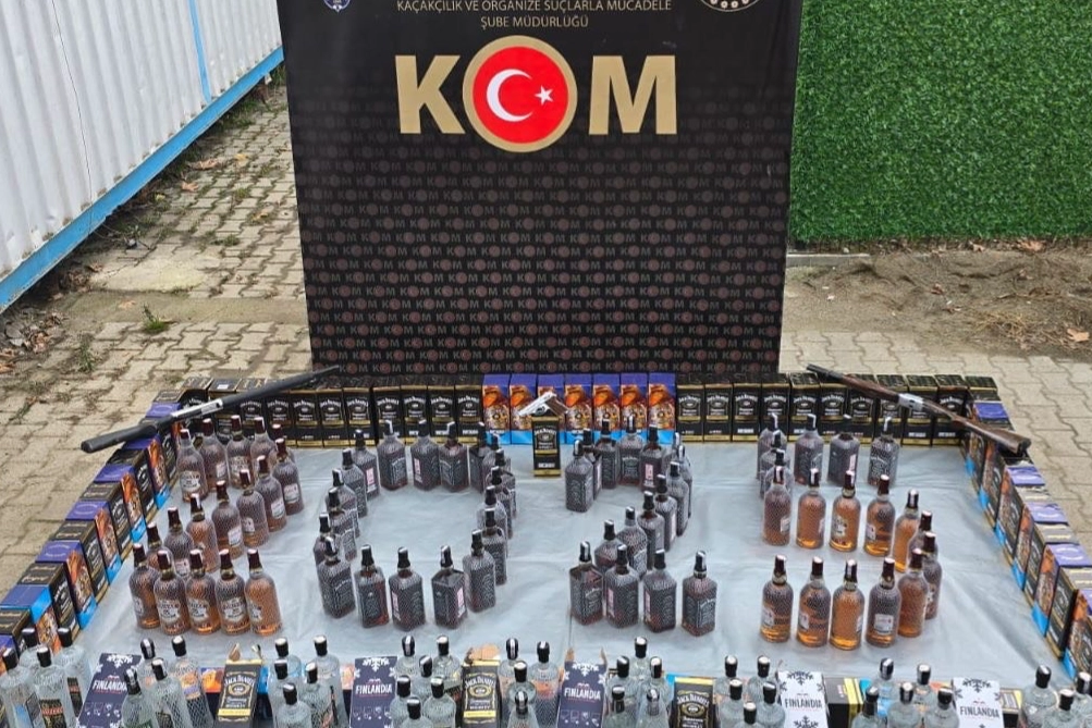 Düzce'de kaçak alkol operasyonu yapıldı 