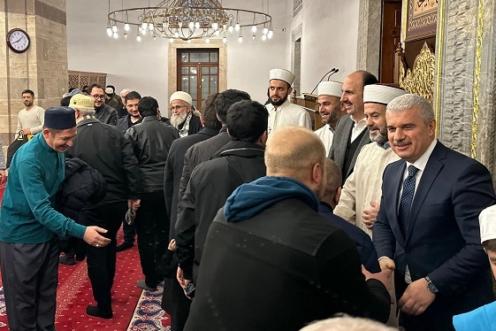Konyalıların kandiline protokolden tebrik 