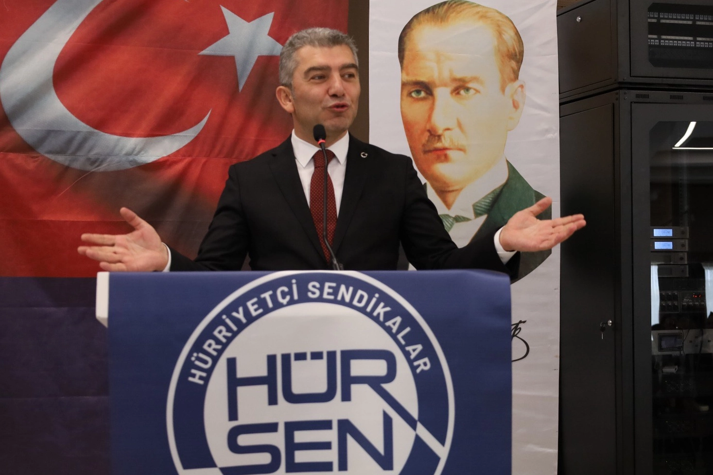 Hürriyetçi Eğitim Sen'den memur zammı tepkisi! 