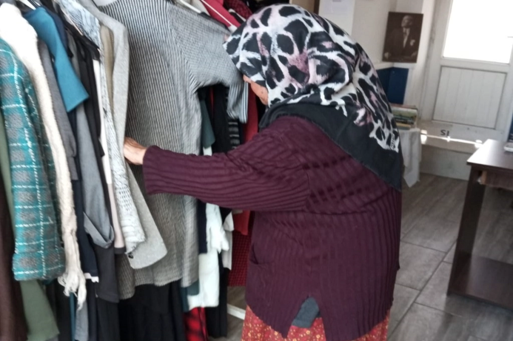 Sosyal market'le yüzler gülüyor 