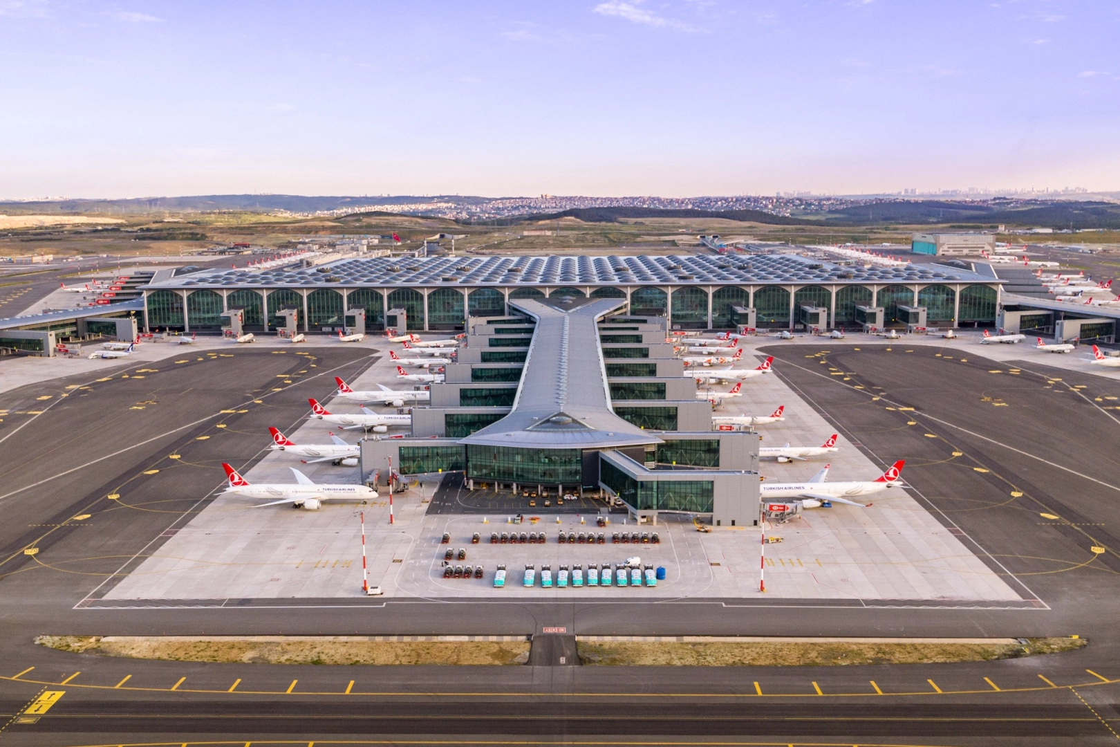 230 milyon kişi havayolunu kullandı 