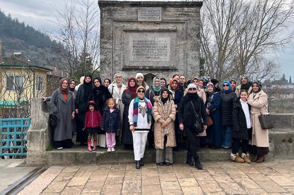 Edebiyat mirasını yaşatanlar Sakarya’nın tarihini ve güzelliklerini keşfetti 