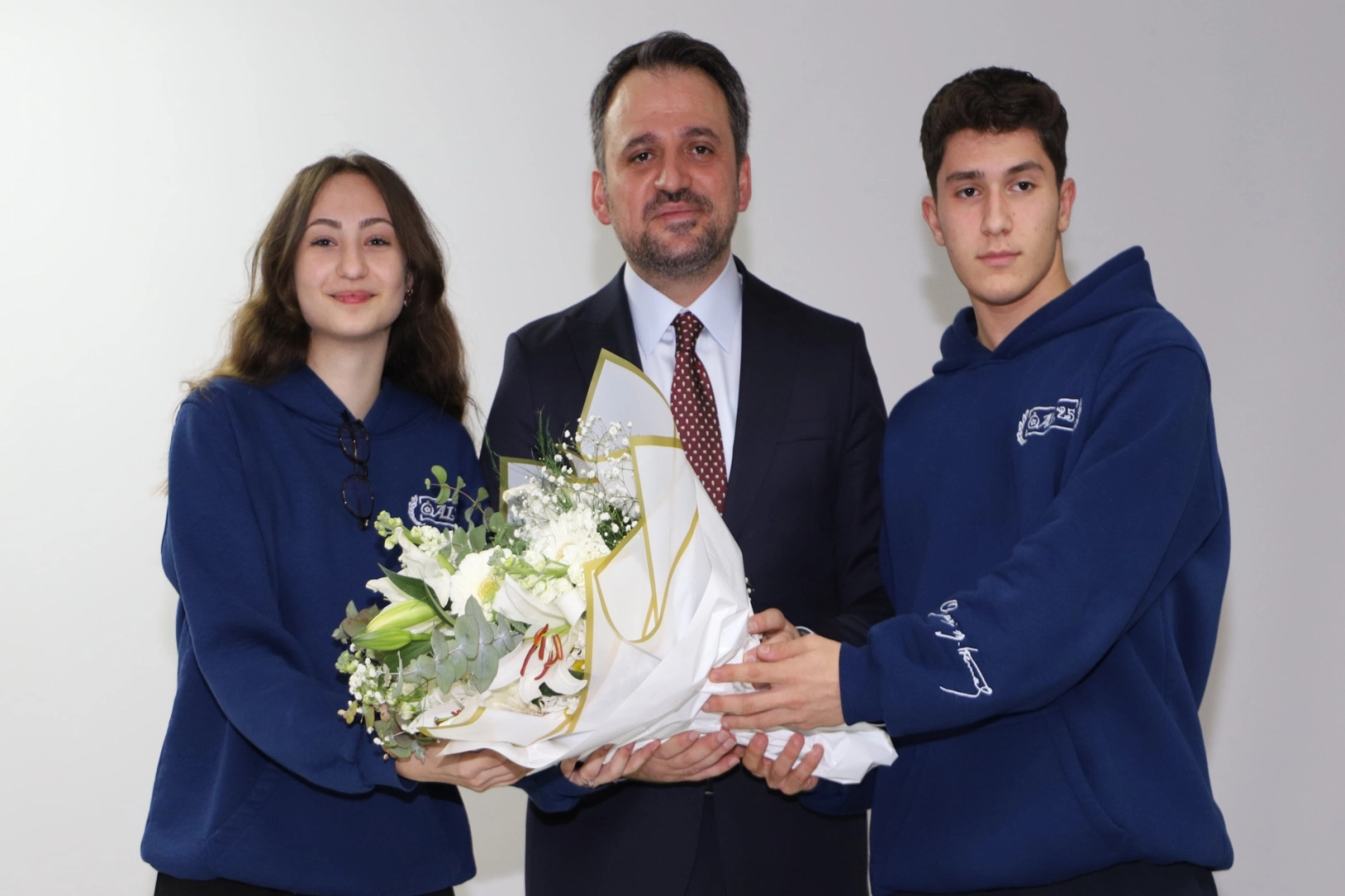 Gençlik ve Spor Bakan Yardımcısı Bursa'da gençlerle buluştu 