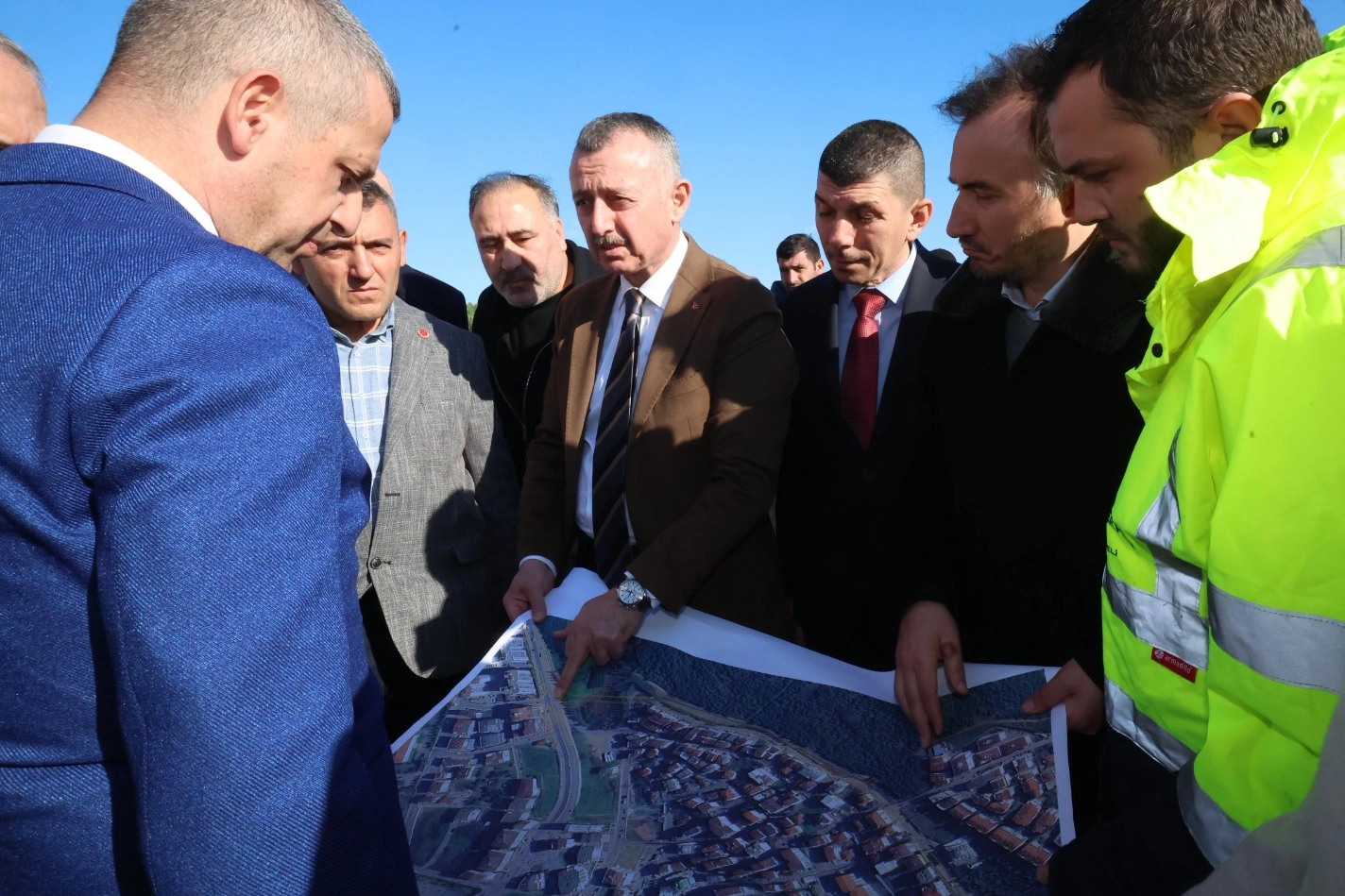 Başkan Büyükakın, Gebze'deki yol çalışmalarını inceledi 