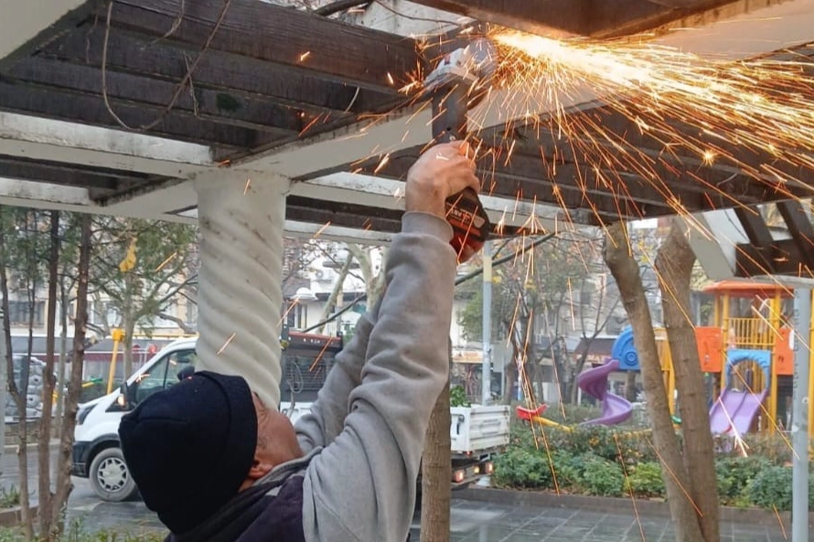 Manisa'da onarım çalışmaları sürüyor 