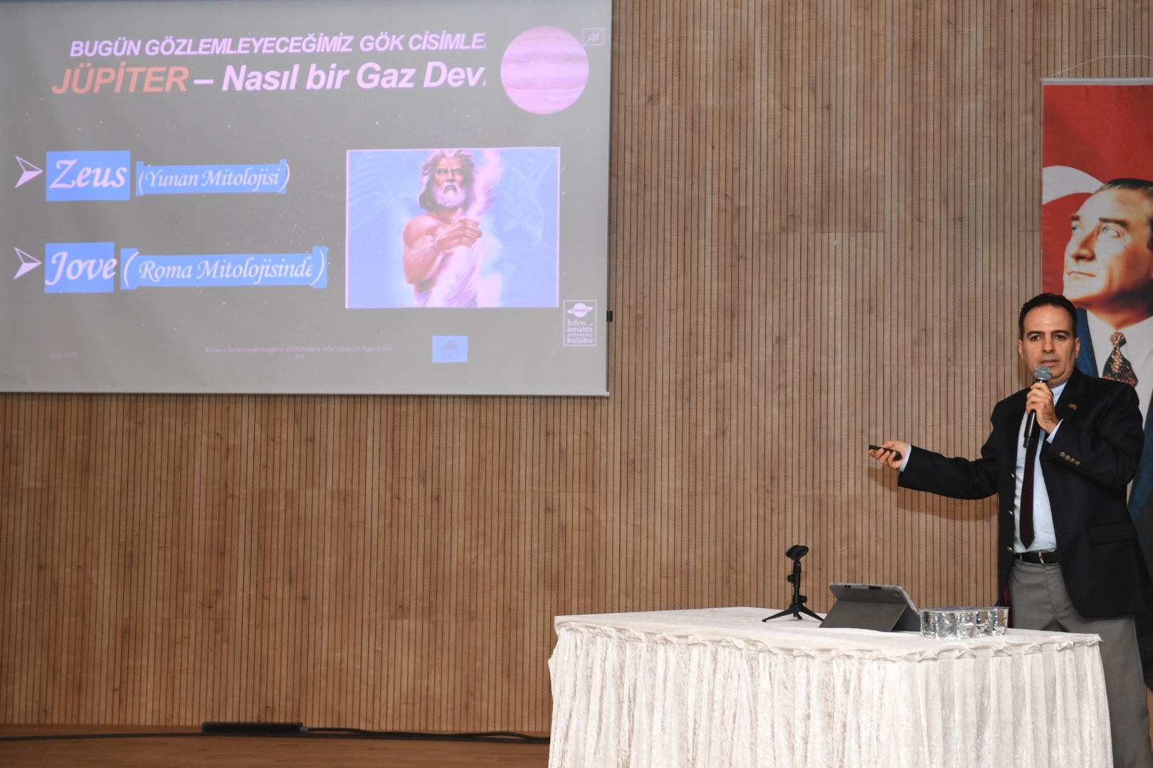 Galileo'nun keşfi Bursa Osmangazi'de konuşuldu 