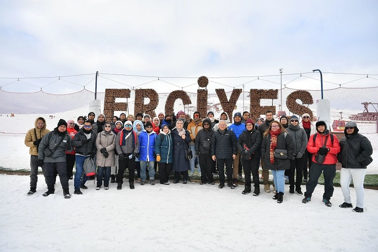 Kayseri Erciyes'e Büyükkılıç'tan ziyaret 