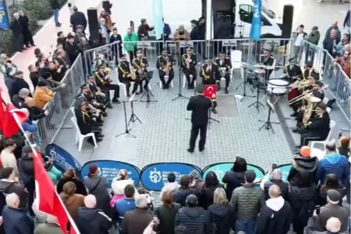 Kocaeli Büyükşehir Bandosu'ndan'Efsane' konser 