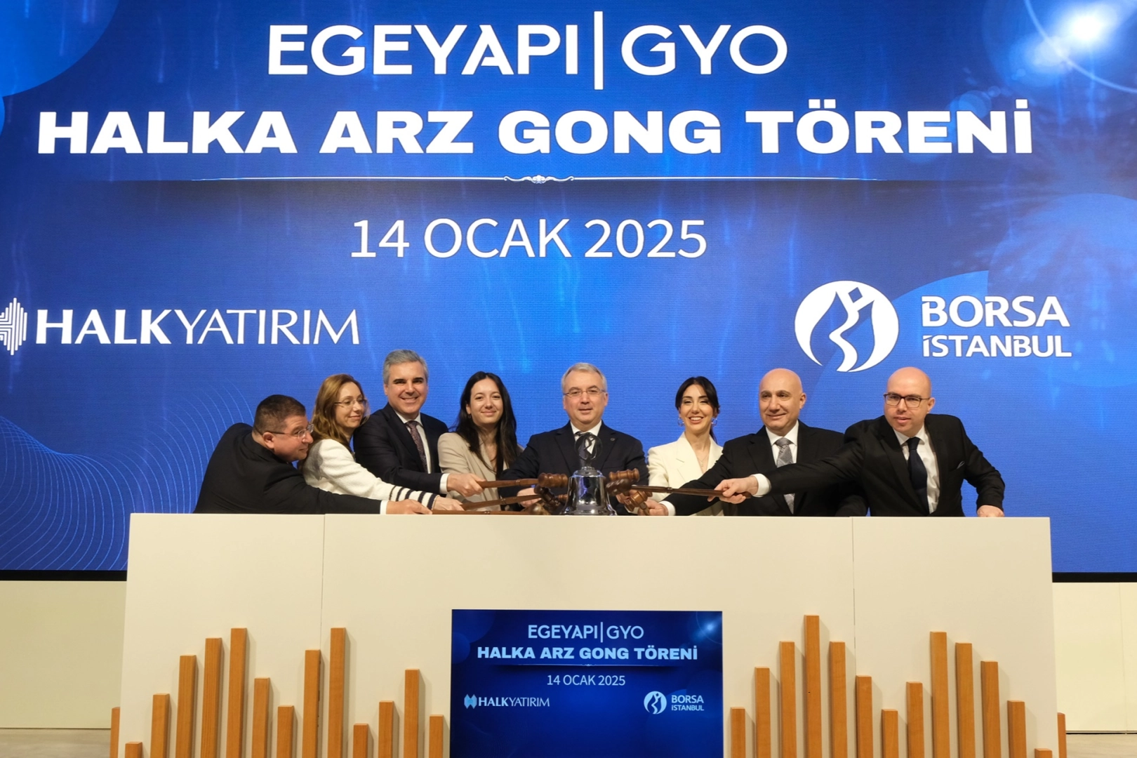 EgeYapı Avrupa GYO için ilk gong 