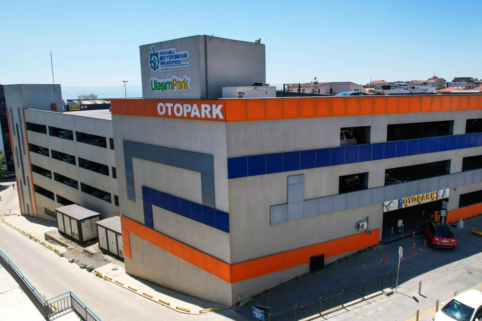 Kocaeli'nin otoparklarına 3 milyon araç giriş-çıkış yaptı 