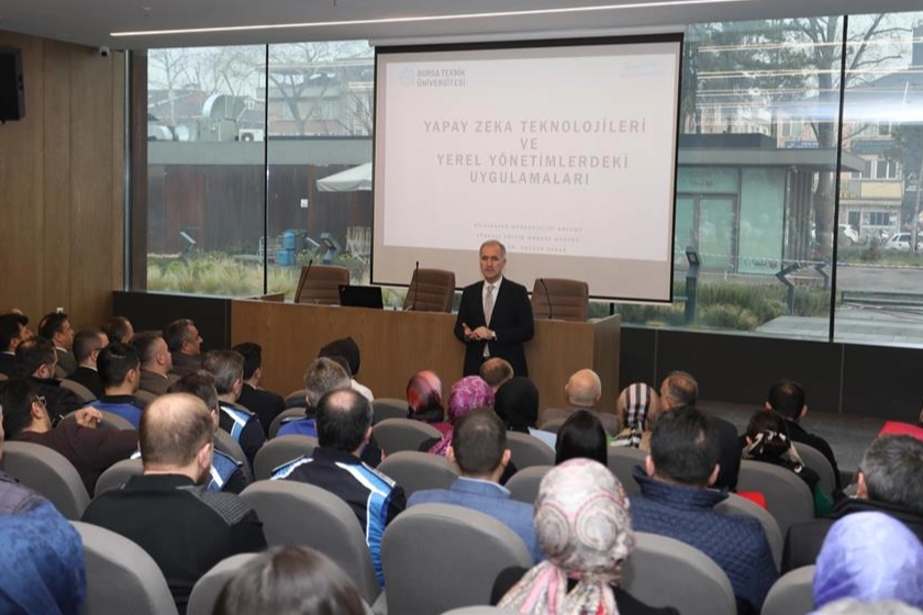 Bursa İnegöl Belediyesi'nde hizmet içi 'yapay zeka' eğitimi 