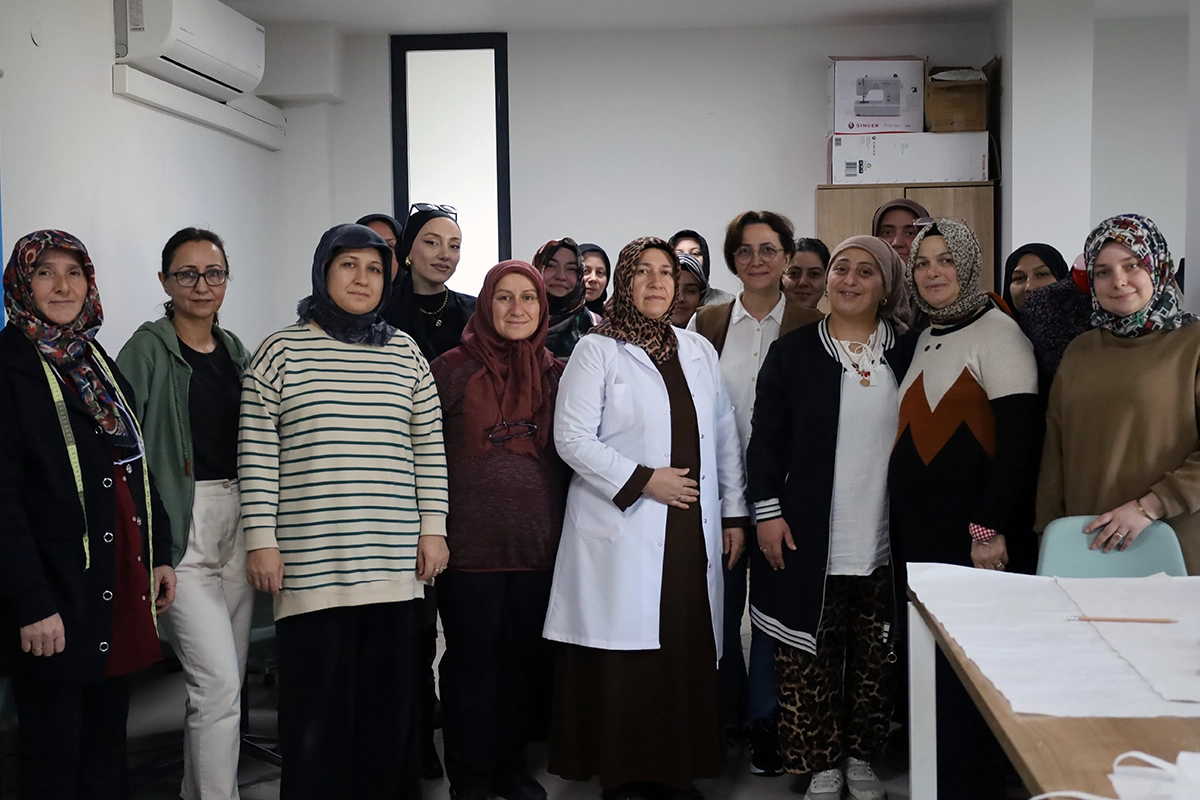 SAMEK’te 24 farklı branşta eğitim yüzlerce kursiyerle buluşuyor 