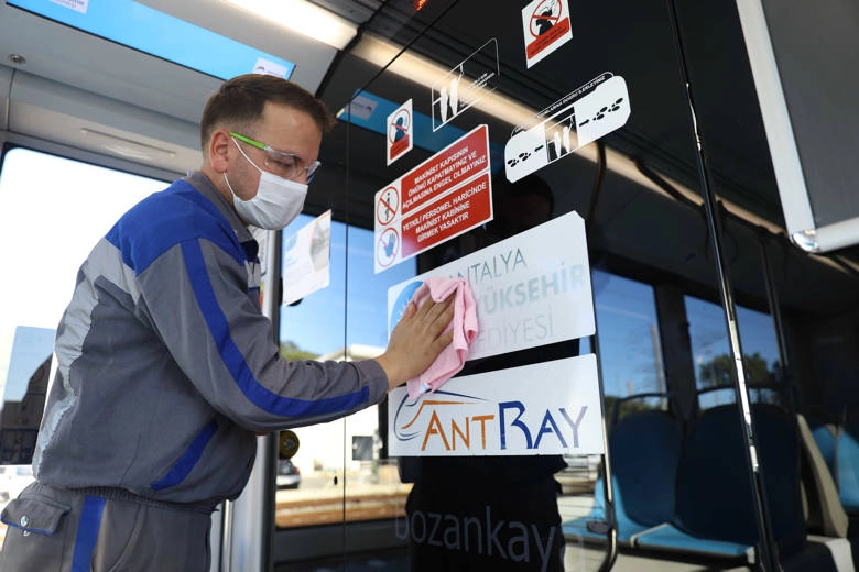 Tramvaylar, Antalyalılara pırıl pırıl ulaşım sunuyor 