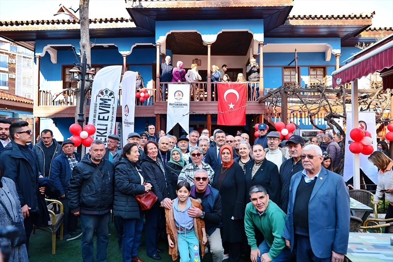 Denizli Büyükşehir’den emeklilere özel tesis 