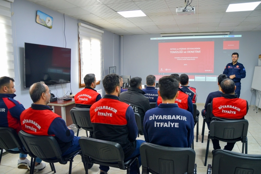 Diyarbakır itfaiye personeline baca yangınları eğitimi 