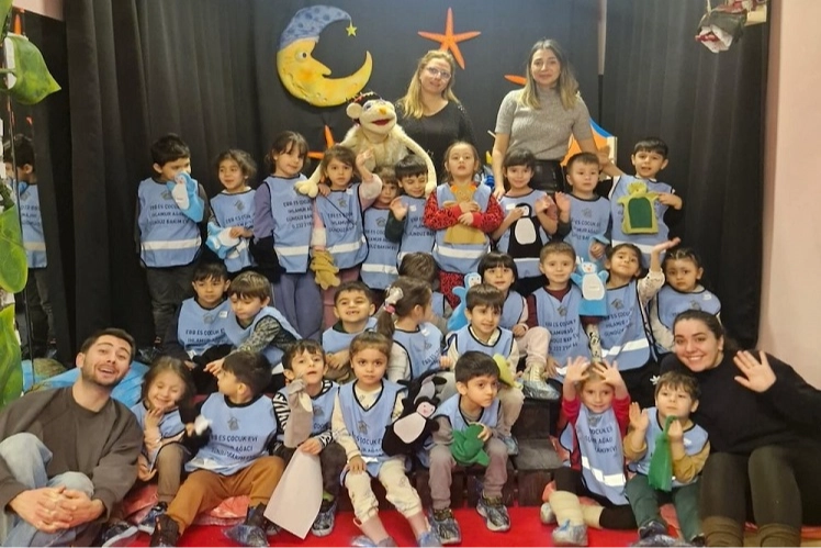 Eskişehirli çocuklara kukla yapım atölyesi 