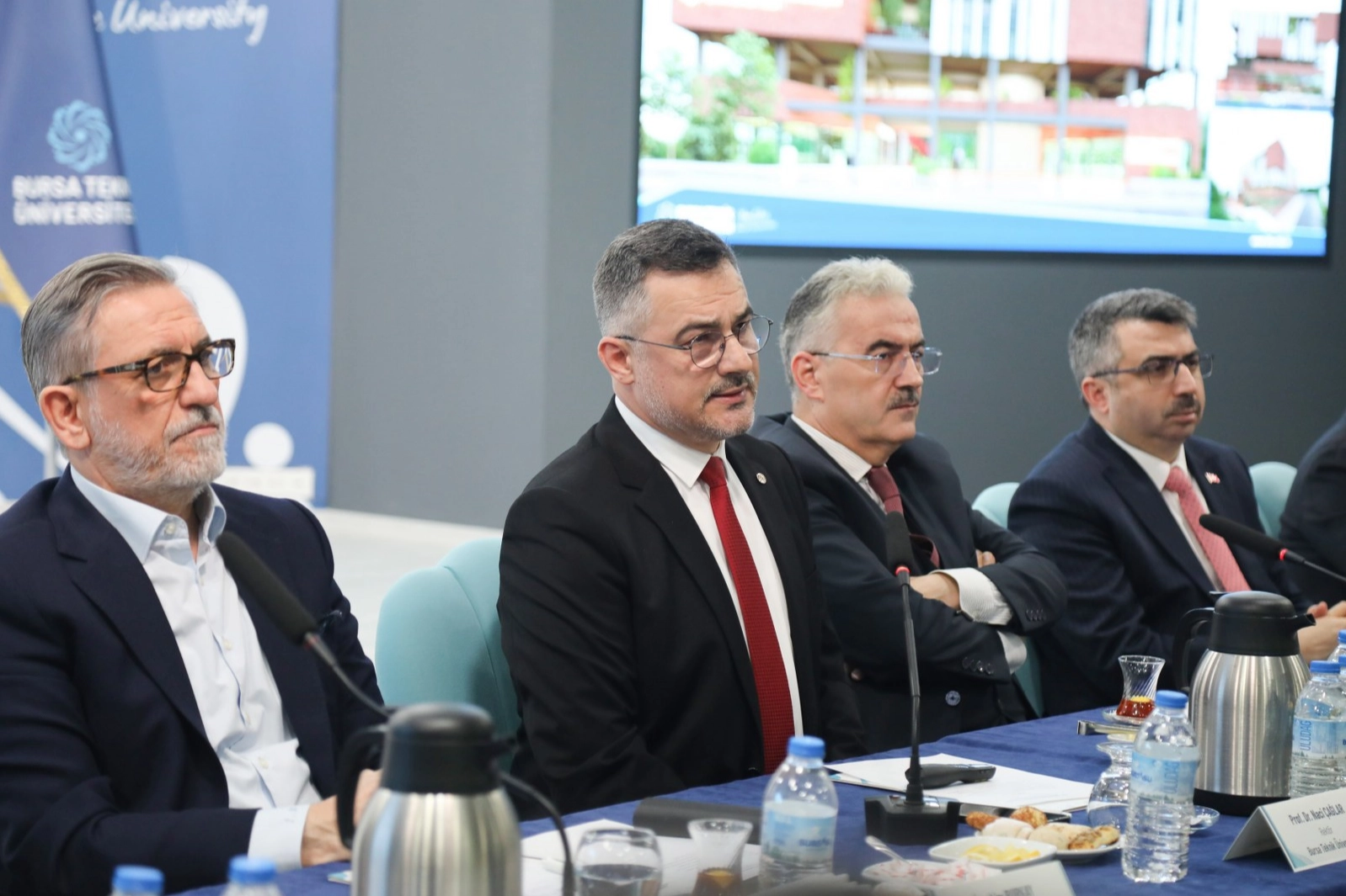 BTÜ 'ortak akıl'a danıştı 