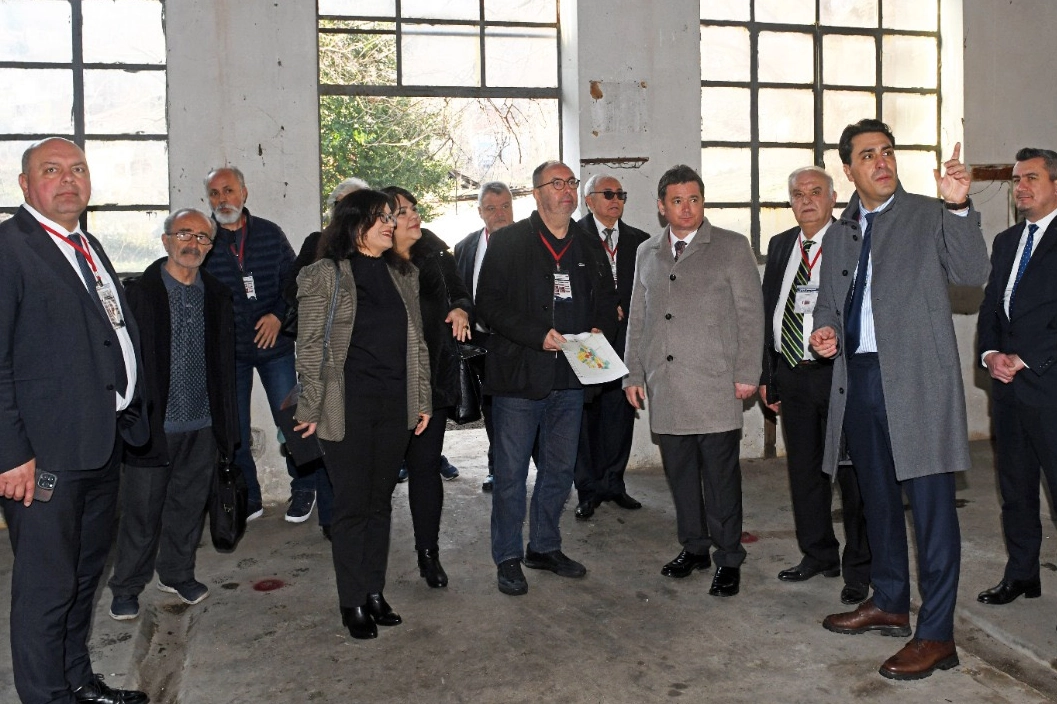 Tarihi ipek fabrikası ortak akılla ayağa kalkıyor 