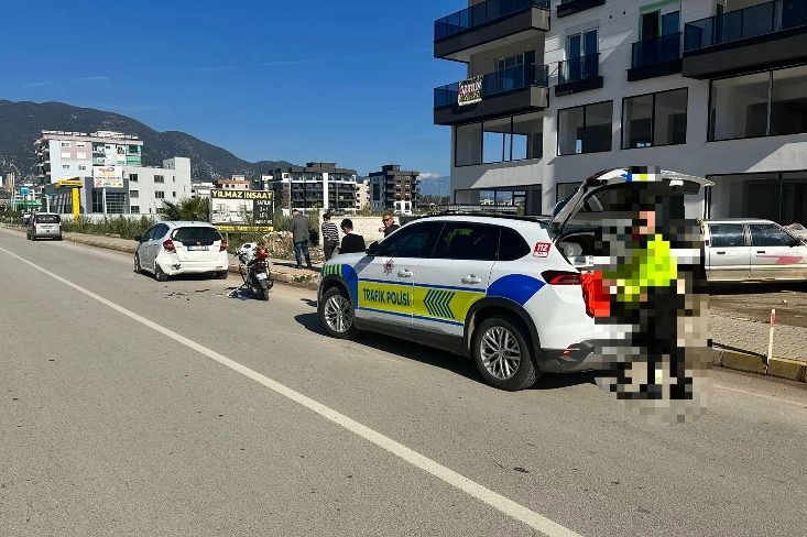 Antalya Finike'de trafik kazası 
