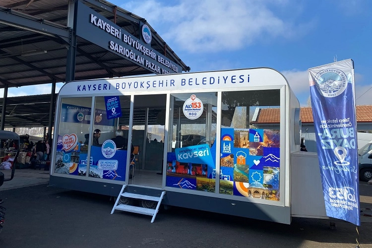 Kayseri Büyükşehir'den vatandaşa Beyaz Masa desteği 