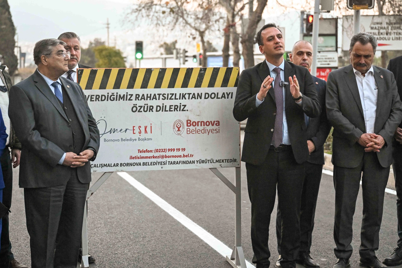 İzmir Bornova'da öğrencilere güvenli geçiş 