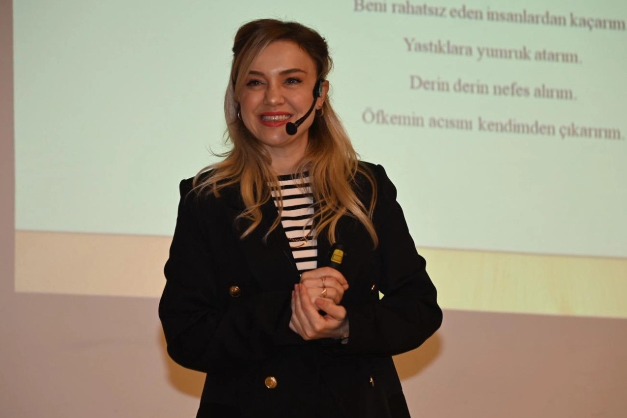 Manisa Büyükşehir'de personeline ‘Öfke Kontrolü Eğitimi’ 