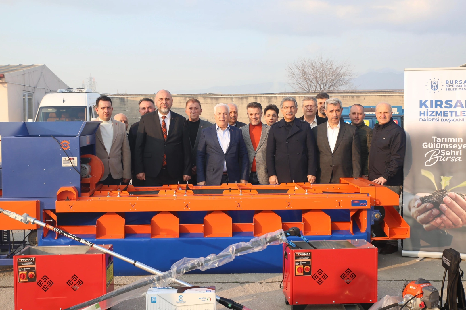 Bursa Büyükşehir’den kırsala ekipman desteği 