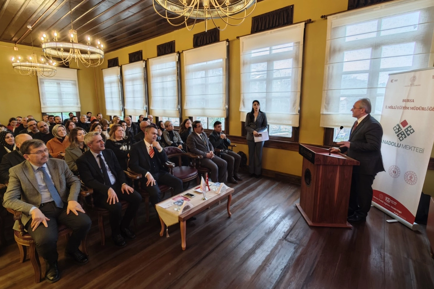 Anadolu Mektebi için Bursa'da koordinatör eğitimi 