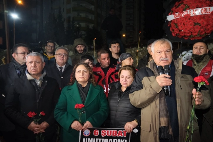 Adana 6 Şubat'ı unutmayacak 