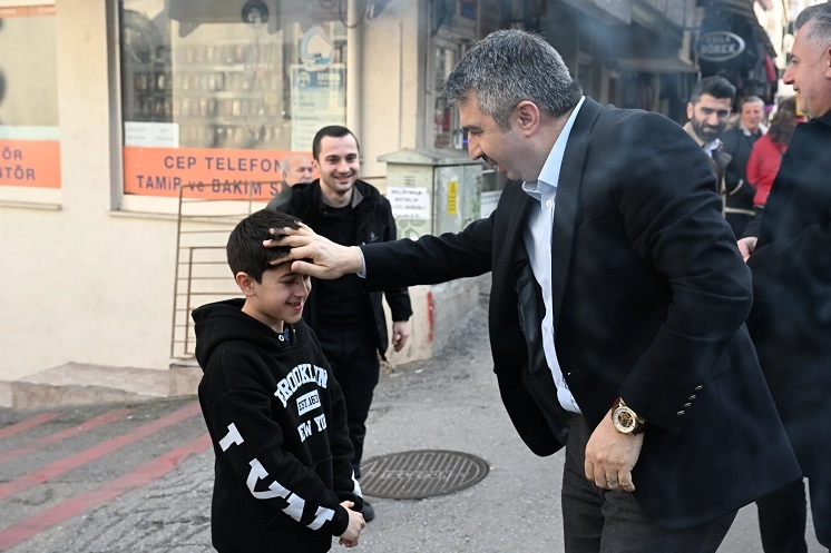 Oktay Yılmaz Yıldırımlıları dinledi 