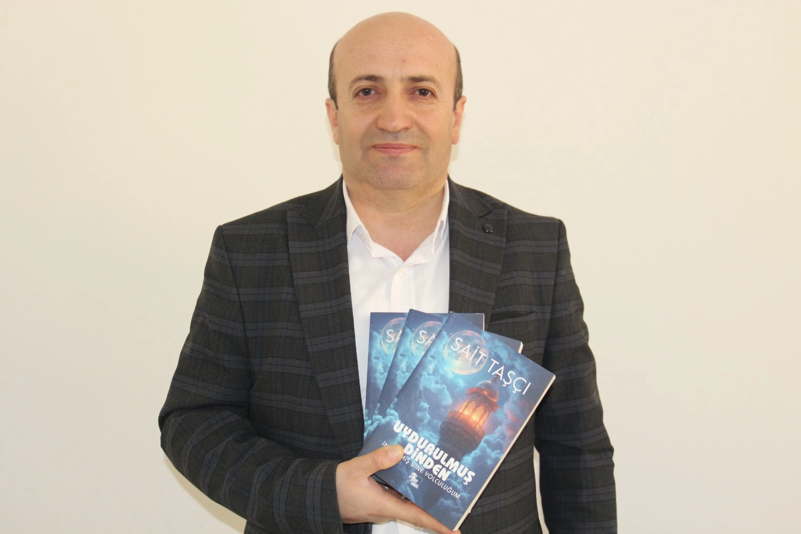 Araştırmacı yazar Sait Taşçı'nın yeni kitabı çıktı 