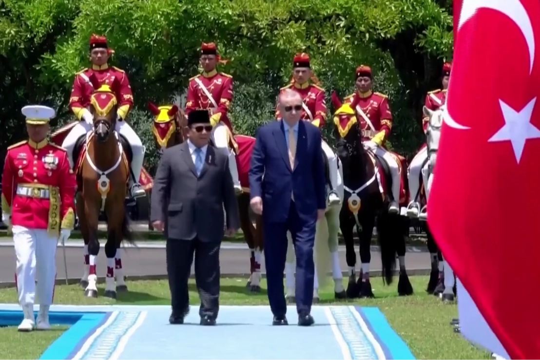 Cumhurbaşkanı Erdoğan Endonezya'da... Türkiye-Endenozya ilişkileri gelişiyor 