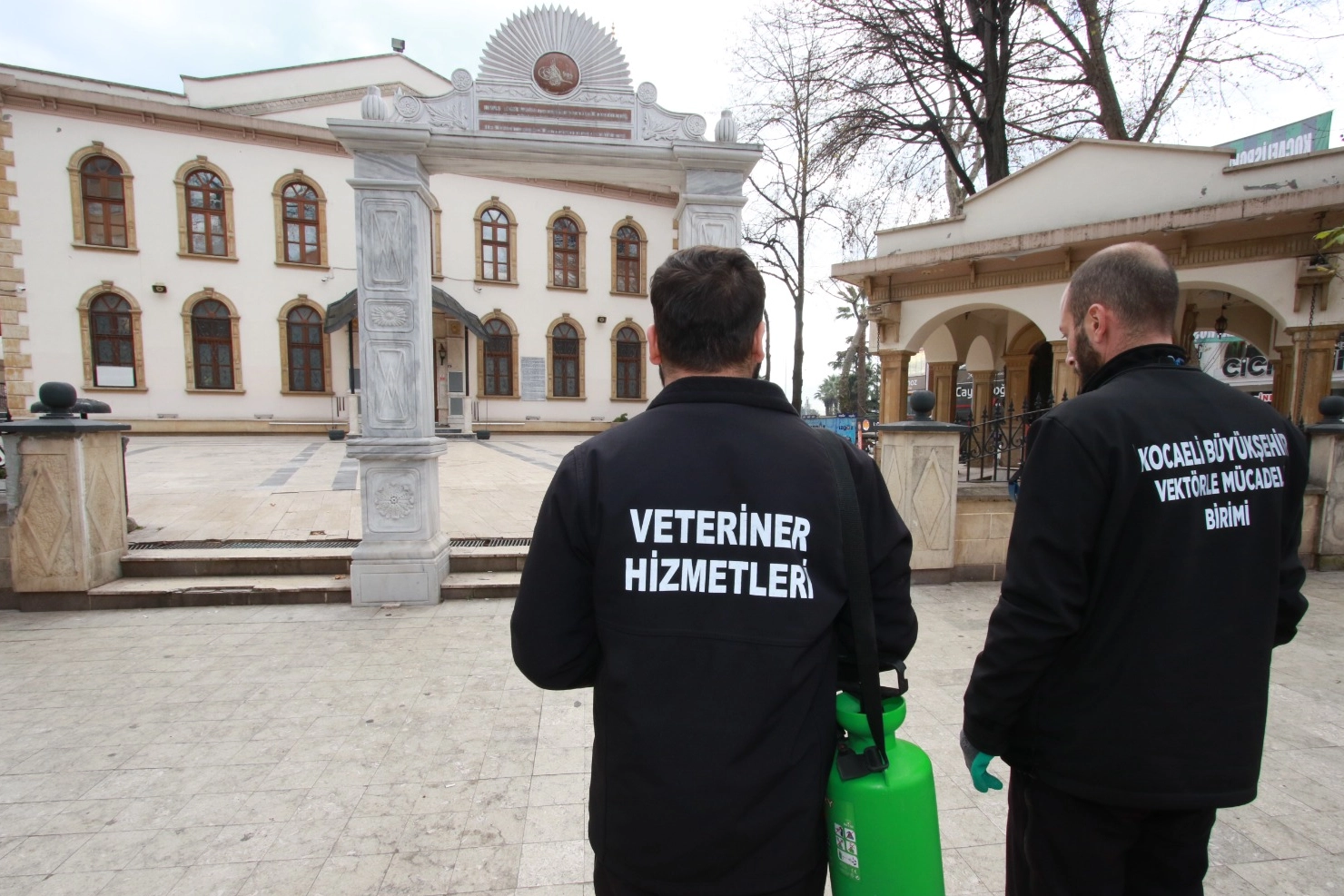 Kocaeli’de ibadethaneler ilaçlanıyor 