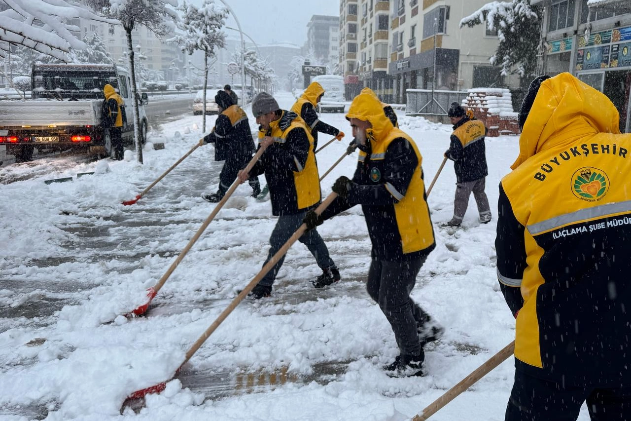 Maalatya'da kar mesaisi 
