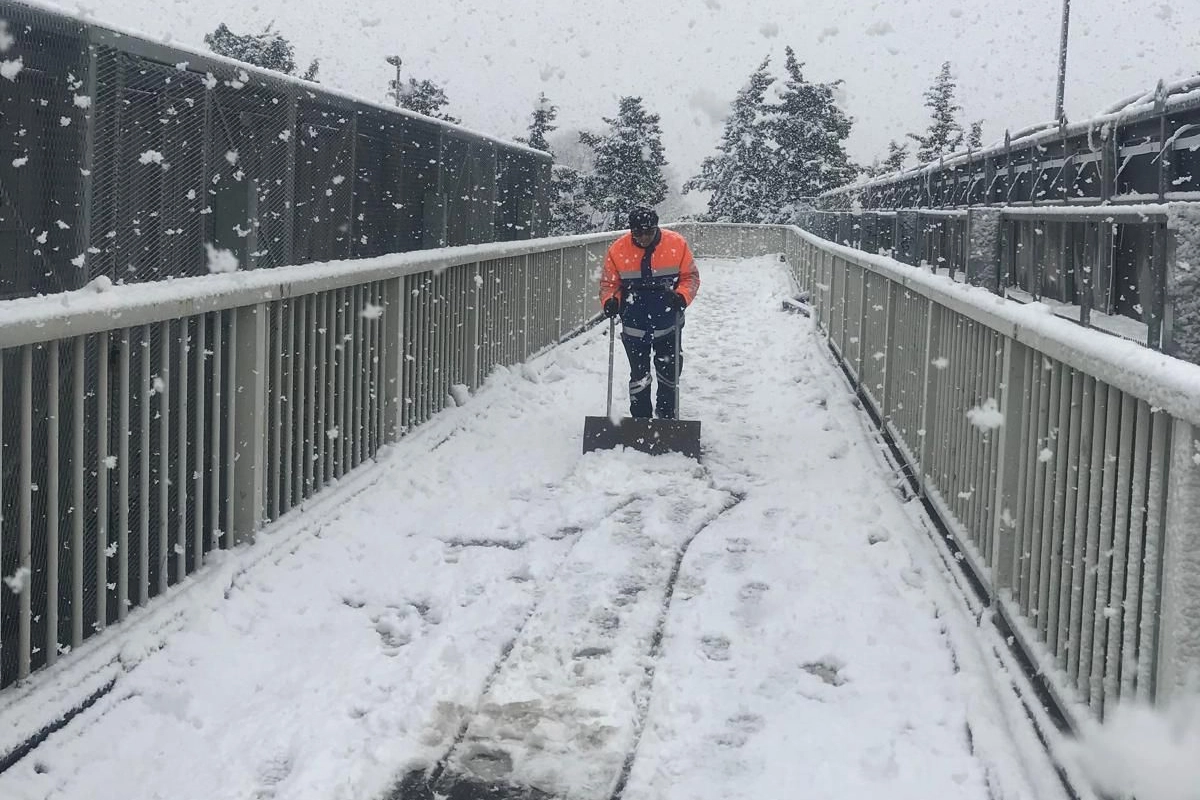 İstanbul tam kadro sahada... Toplu ulaşım ve trafikte yoğun önlem 